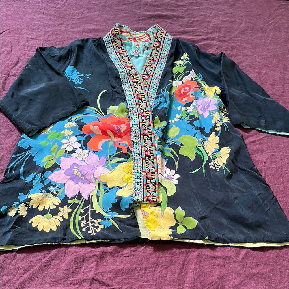 Johnny Was M Black Multicolor Embroidered Trim Silky Washable Kimono W Pockets